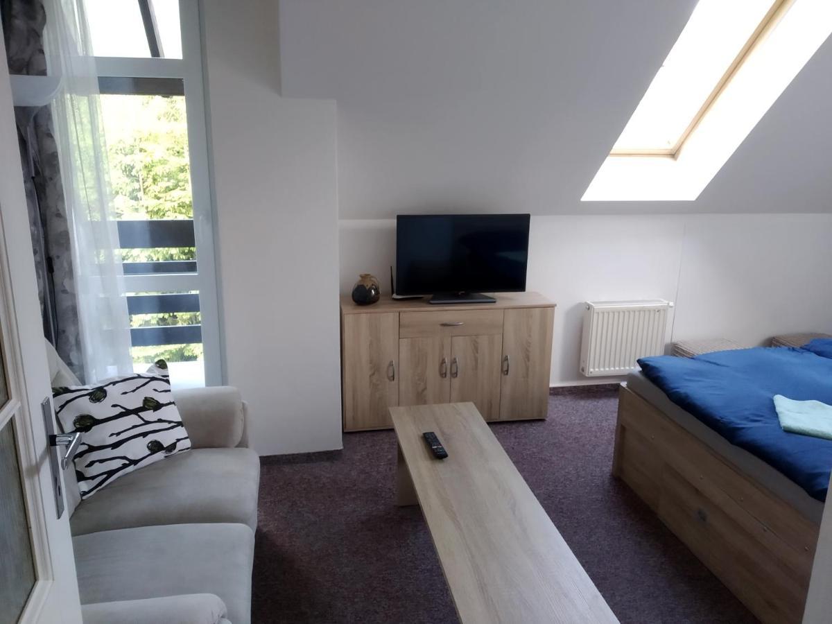 Apartman Violeta Гаррахов Экстерьер фото