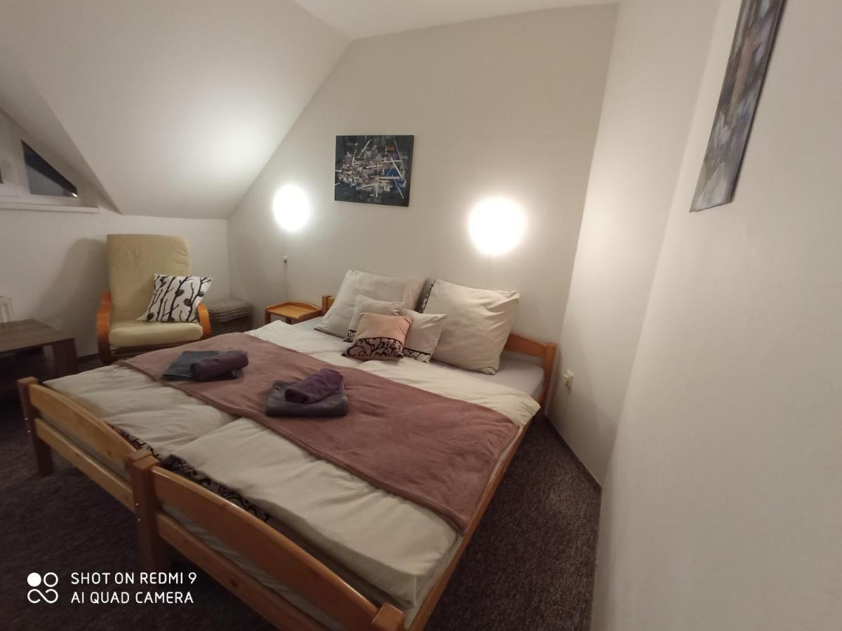 Apartman Violeta Гаррахов Экстерьер фото