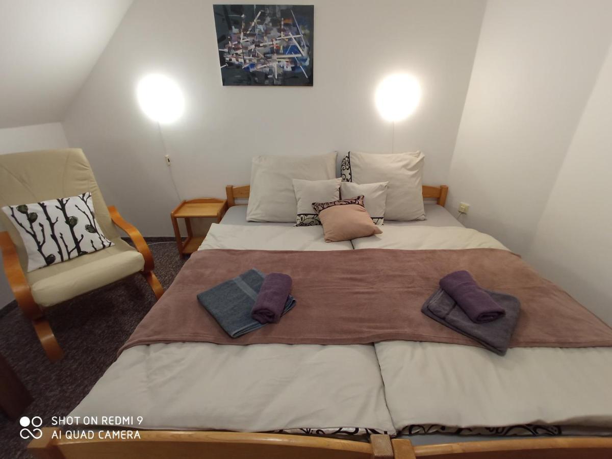 Apartman Violeta Гаррахов Экстерьер фото
