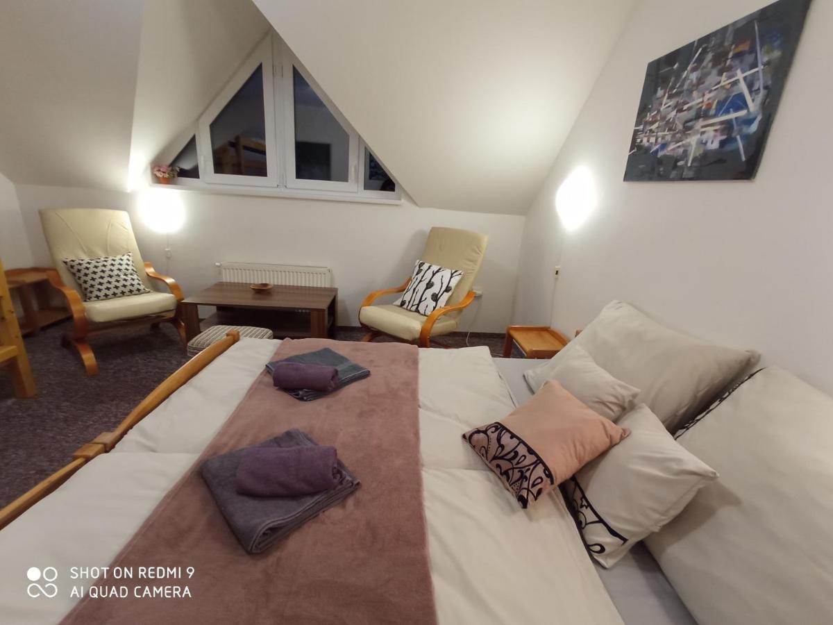 Apartman Violeta Гаррахов Экстерьер фото